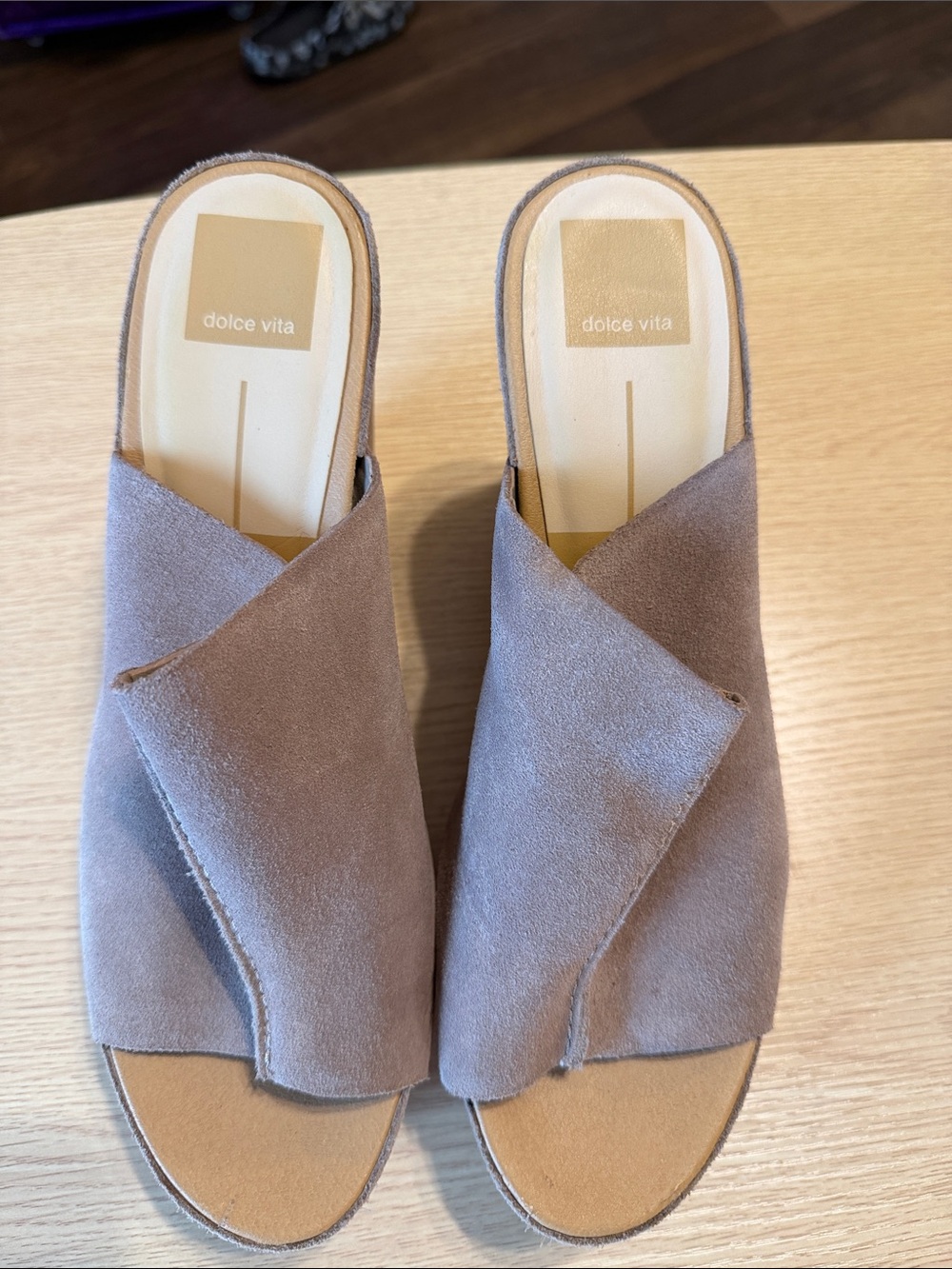 Dolce Vita Taupe Suede Crossover Slide Mules size 8.5